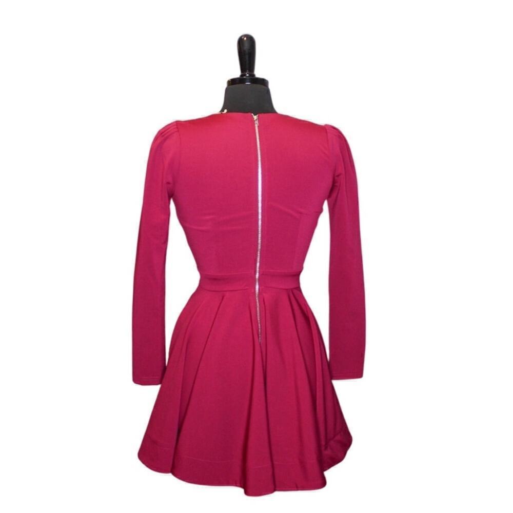 Luxxel Deep V Neck Flare Mini Dress Plum Purple Red Size S NWT - Picture 3 of 7